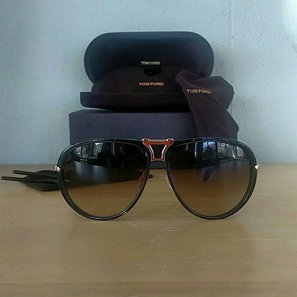 Tom Ford Robbie FT 286 52A Sunglasses with Clip on